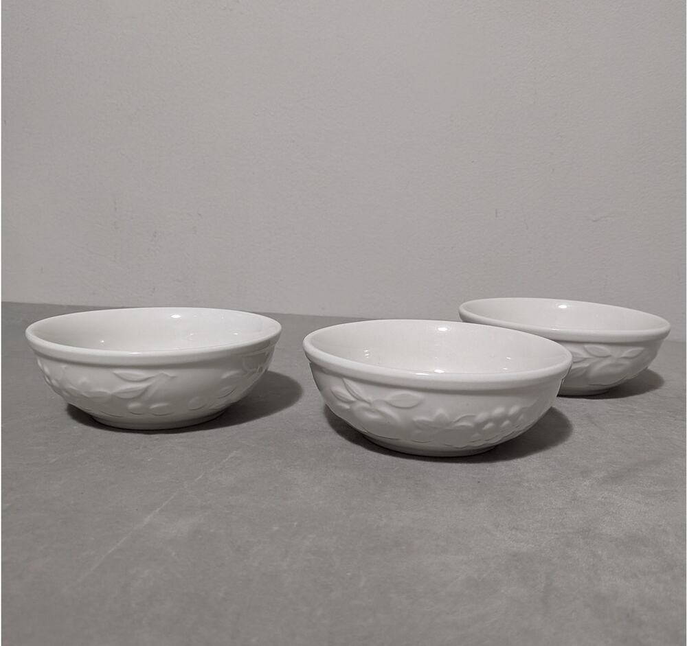 Set of 3 Gibson White Embossed Fruit Cereal Bowls Fine Ceramic 6" Flourish